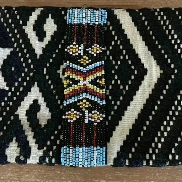 Women’s Printed/Beaded Clutch - Picture 2 of 3